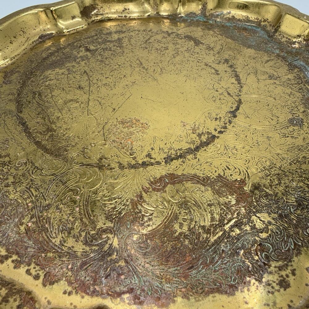 Vintage Solid Brass Scalloped Serving Tray Etched Ornate Made USA - Picture 2 of 4